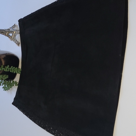 Caché Black Suede Mini Skirt with Side Lace Panels. Size 12. #2-0223 - Picture 3 of 5